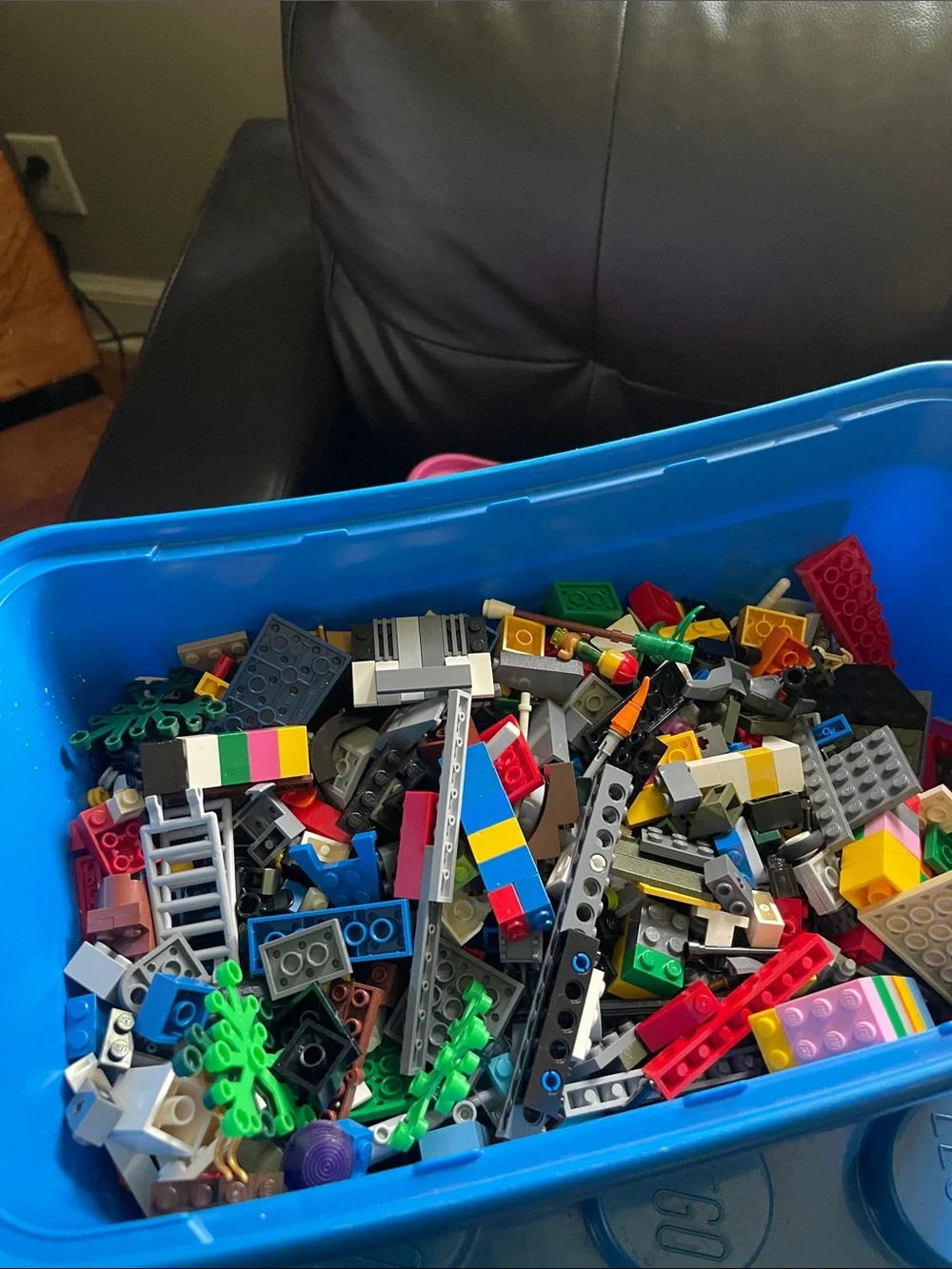 Lego brand tub